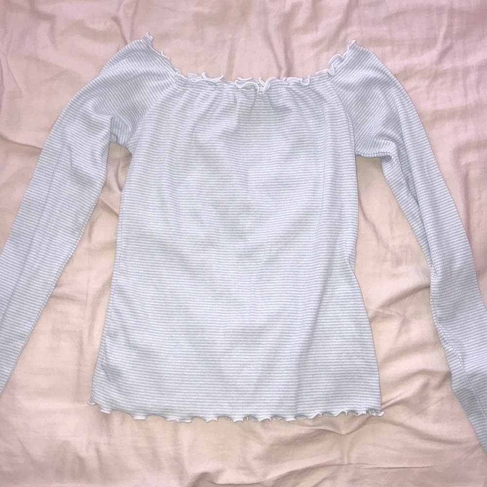 Long sleeve off the shoulder top